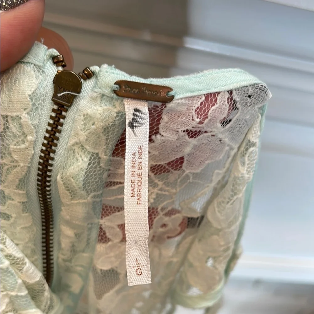 Free People Russian Nesting Doll Hi-Lo Lace Dress - Large - Picture 3 of 8